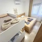 Pearl Coast Escape D48 Durrës